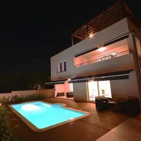 Daniela Romance Appartement *